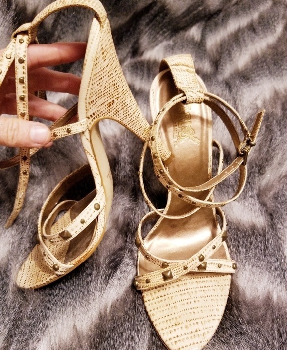 Hot Strappy Heels sexy Pump LIKE NEW - Picture 5 of 7